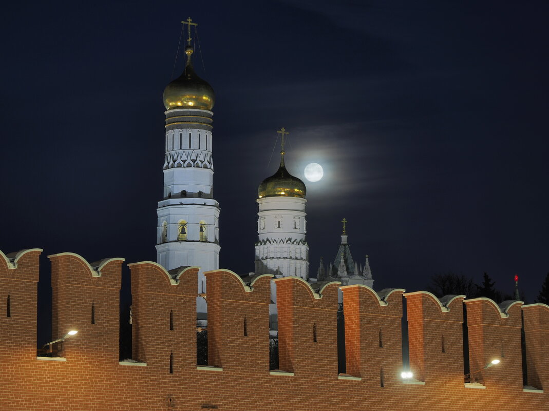 Полнолуние в Москве - Евгений Седов