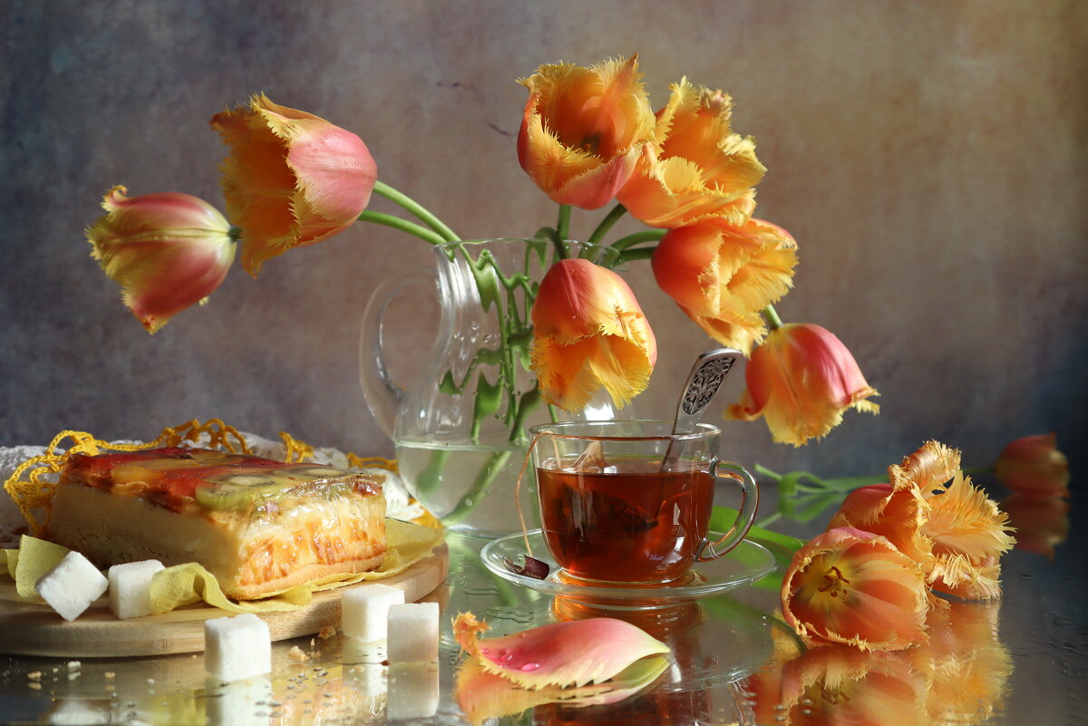 Солнечные тюльпаны - Наталия Тихомирова