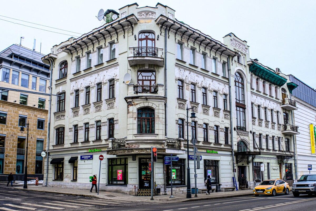 Фасад на улице Остоженка (3) - Георгий А
