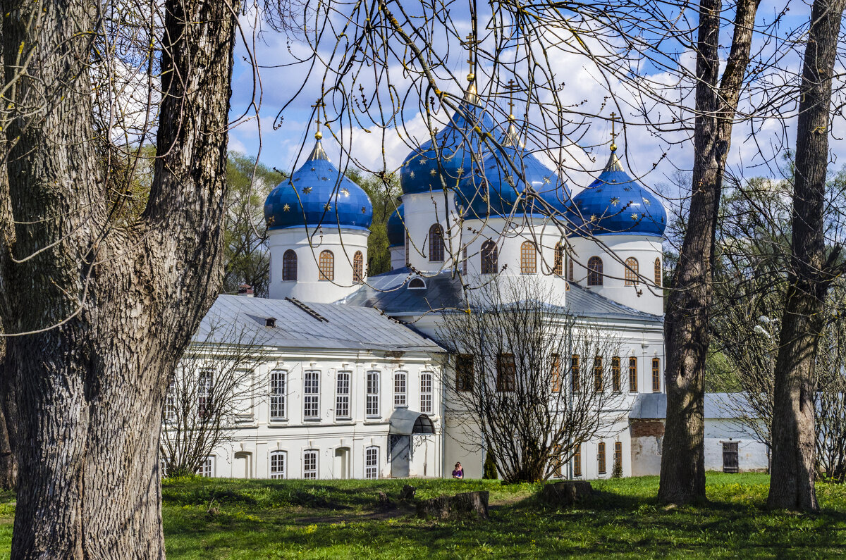 Братский корпус Свято-Юрьева монастыря - Стальбаум Юрий 