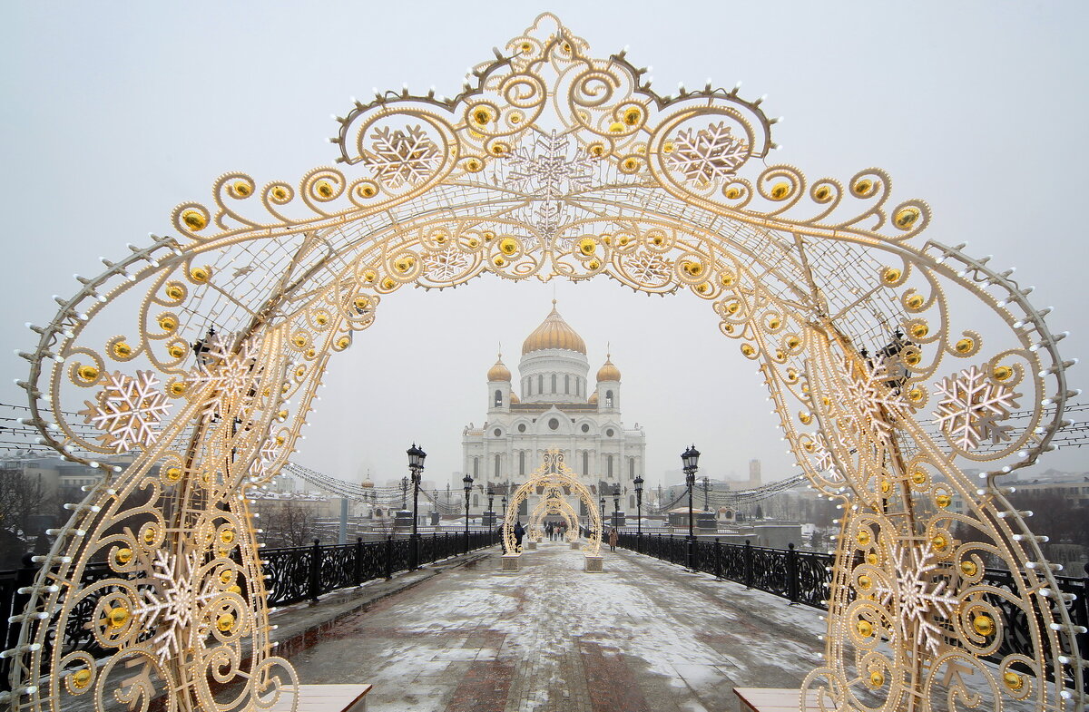 Патриарший мост - Михаил Бибичков