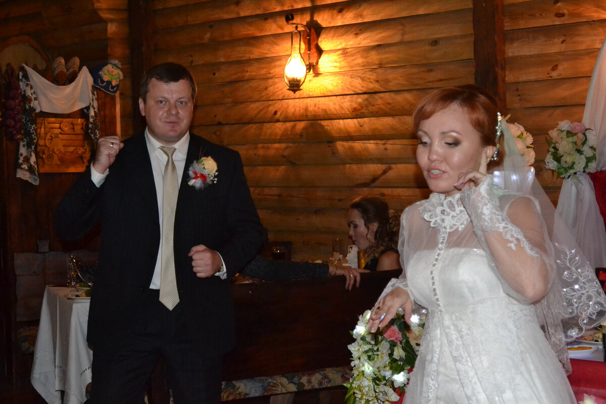 Свадебные танцы - Андрей Хлопонин