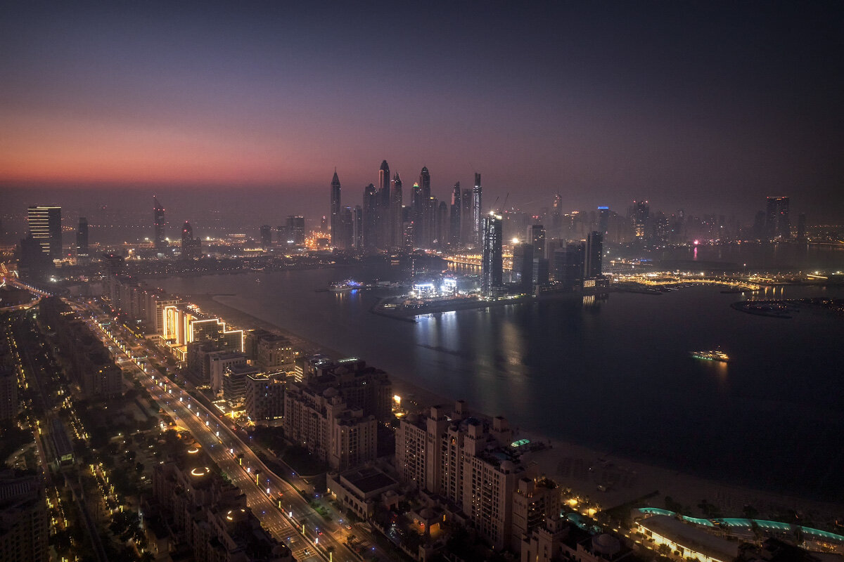 Dubai Sunrise From 52nd Floor - Fuseboy 