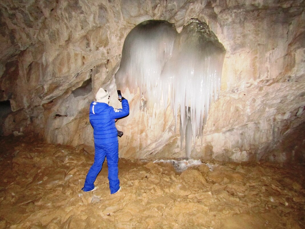 В Азасской пещере - Galaelina ***