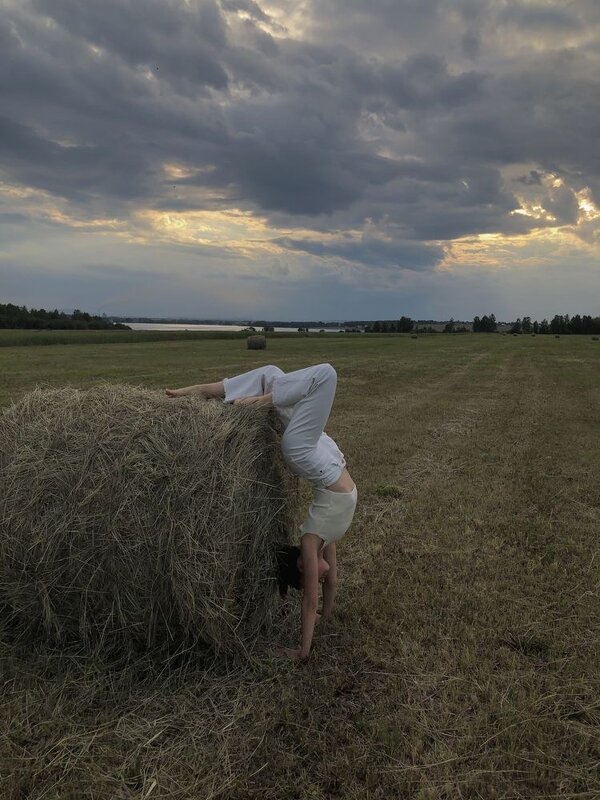 Сестра-гимнастка - Васютина Алена (Студия ZaFoto г.Нальчик) 