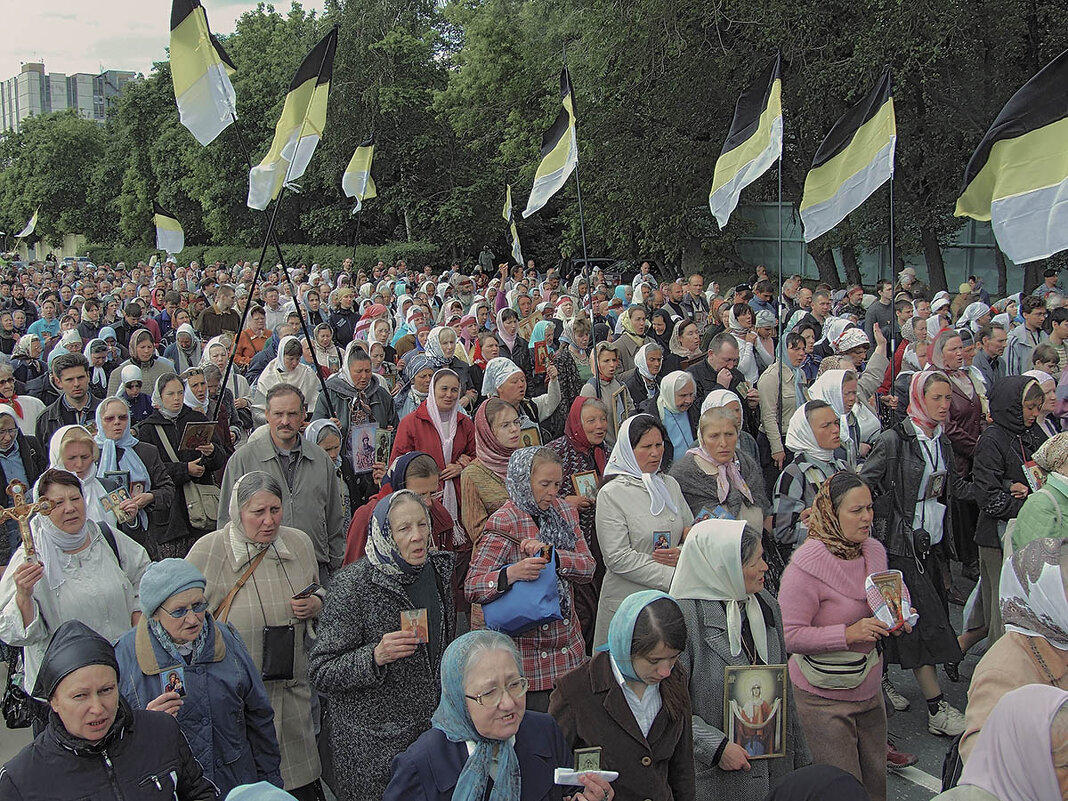 Москва, крестный ход из Коломенского в Храм Христа Спасителя.. - Игорь Олегович Кравченко