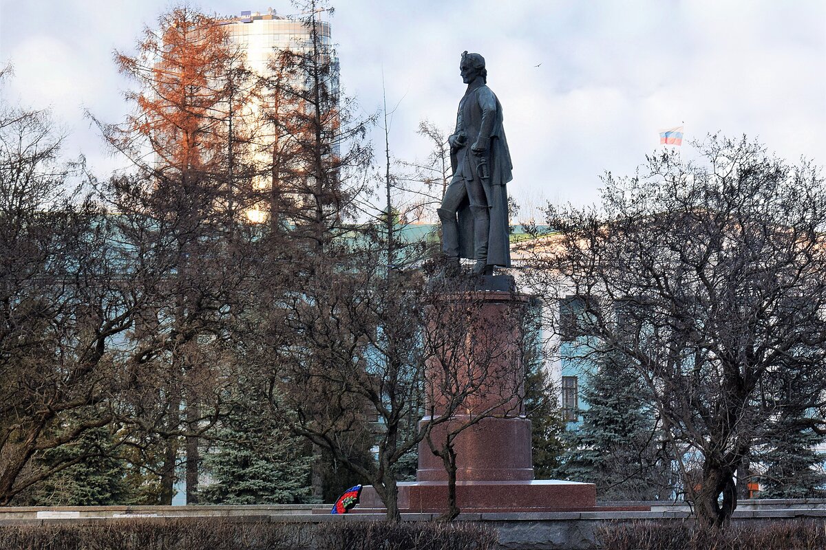 Памятник Суворову А.В. - Татьяна Помогалова