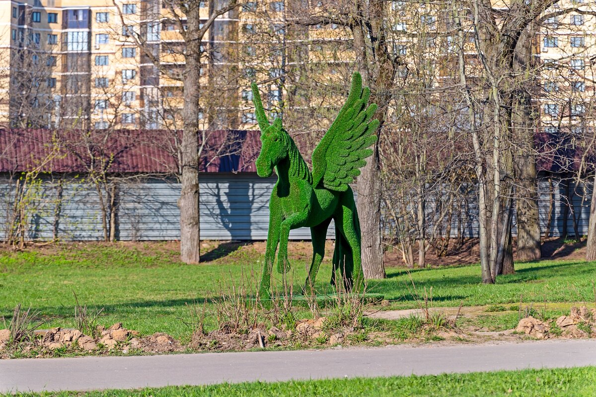 Весенний конь - Валерий Иванович