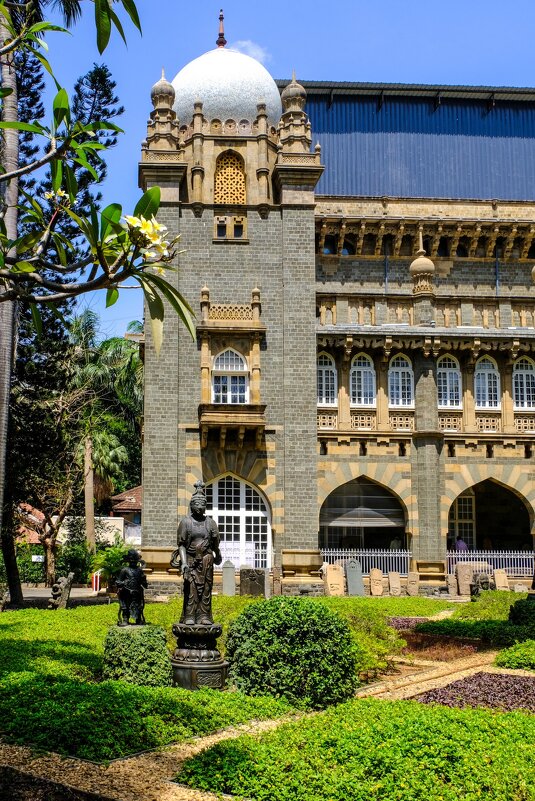 Левое крыло Национального музея г. Мумбай - Георгий А