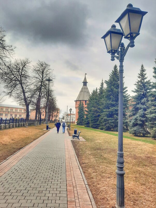 Прогулка вдоль кремля - Irene Irene