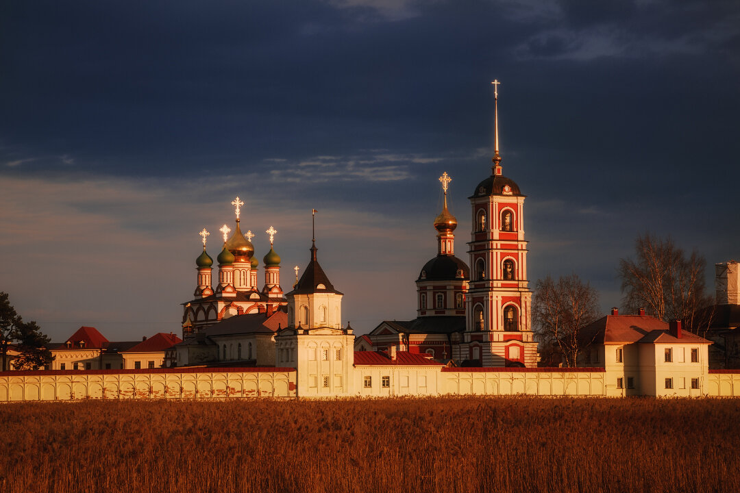 Варницкий монастырь в закатном золоте ч4 - Дмитрий Шишкин