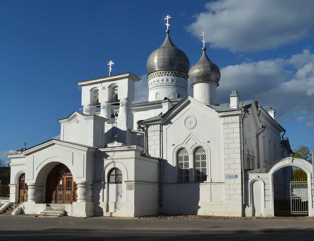 Псков.Церковь Варлаама Хутынского 1466 г. - Владислав Иопек