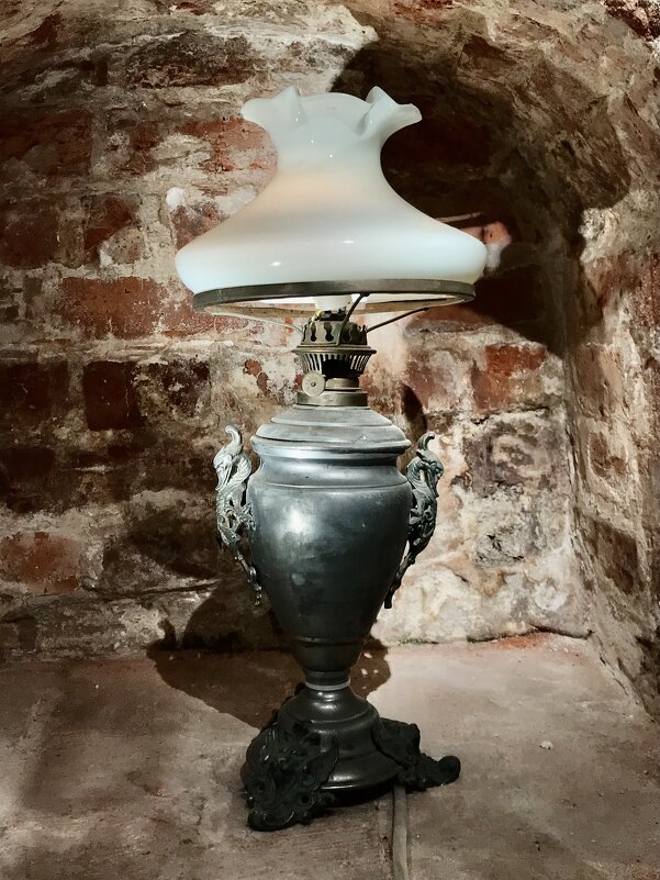 Лампа с белым абажуром - Pippa 