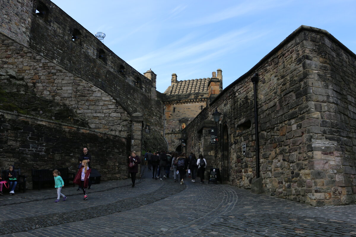 В эдинбургском замке - Ольга 