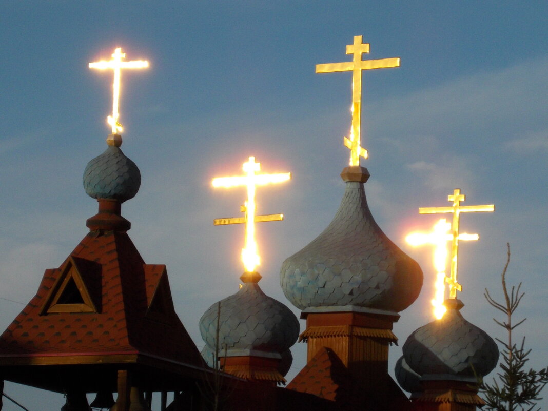 Кресты на церкви Георгия Победоносца. - Иван Обожин