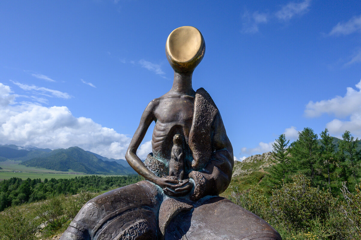 Памятник сурку спасшему от голода во время ВОВ - Валерий Михмель 