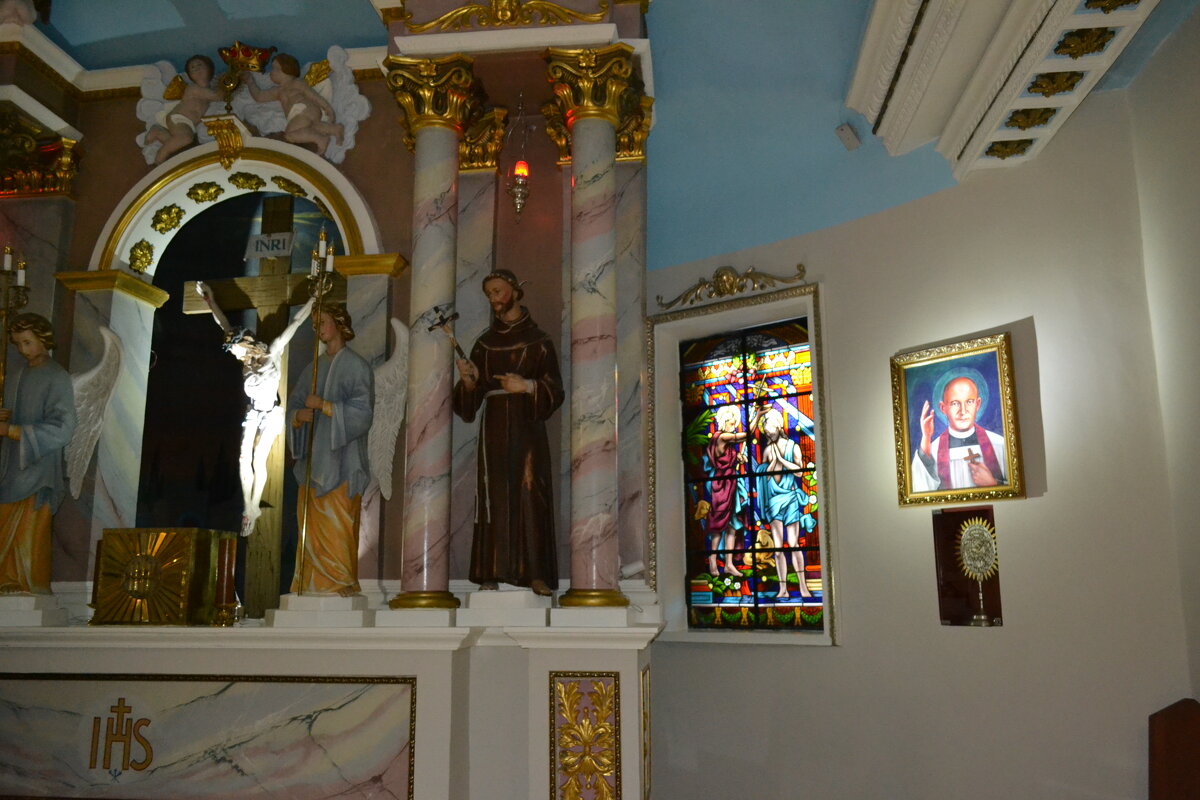 В католическом храме - Георгиевич 