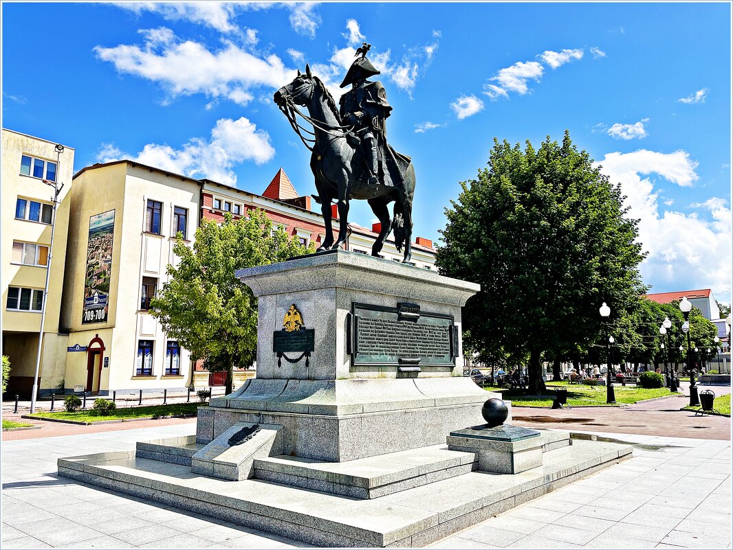 Памятник Барклаю де Толли. - Валерия Комова