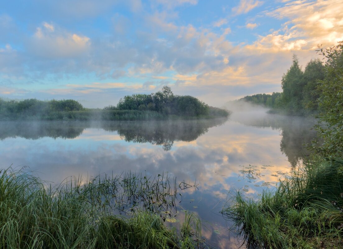 Солнечно-туманное утро на реке Кремянка - Владимир Кузнецов