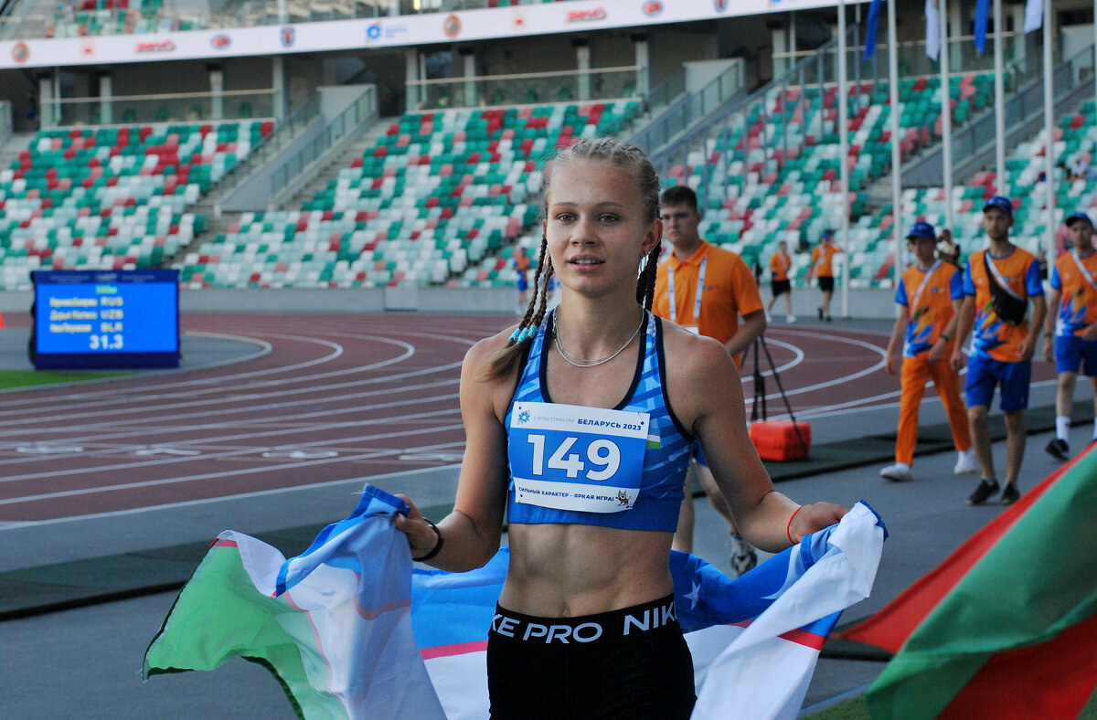 Бронзовый призёр на дистанцию 300 м - Светлана Былинович