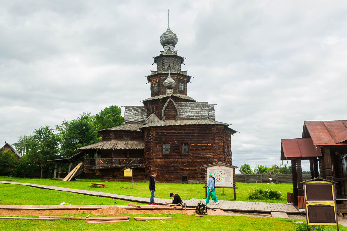 Деревяный храм - Evgeniy Akhmatov