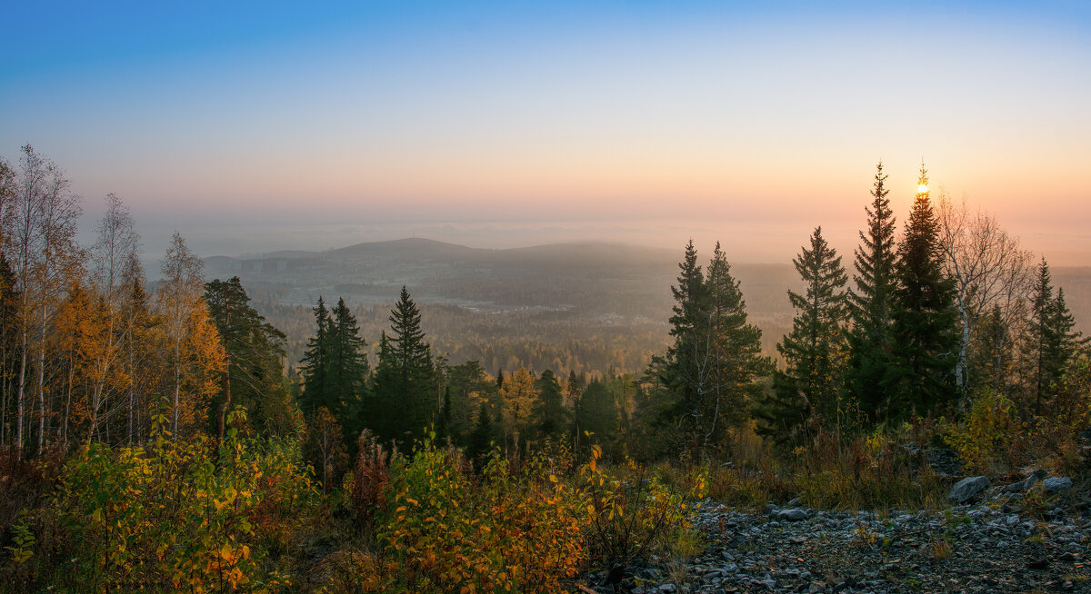Кудесница осень рисует пейзажи - Vladimbormotov 