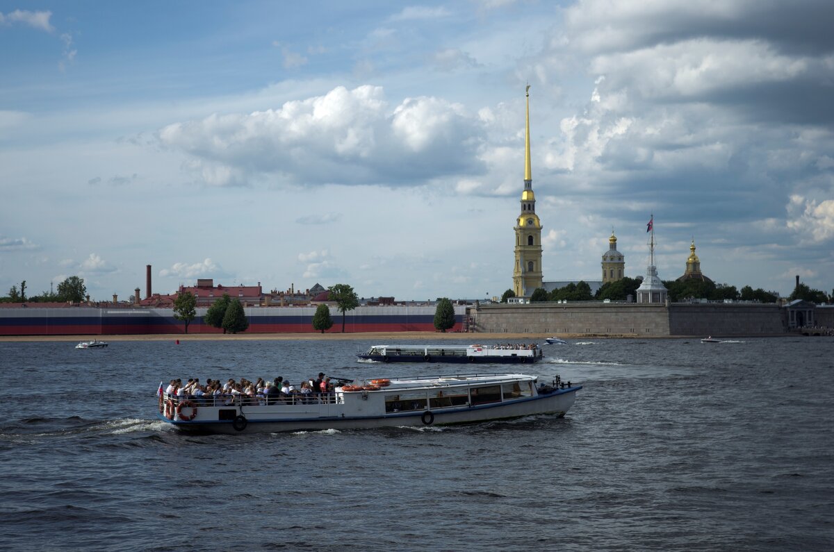 Нева. Санкт-Петербург - Михаил Колесов