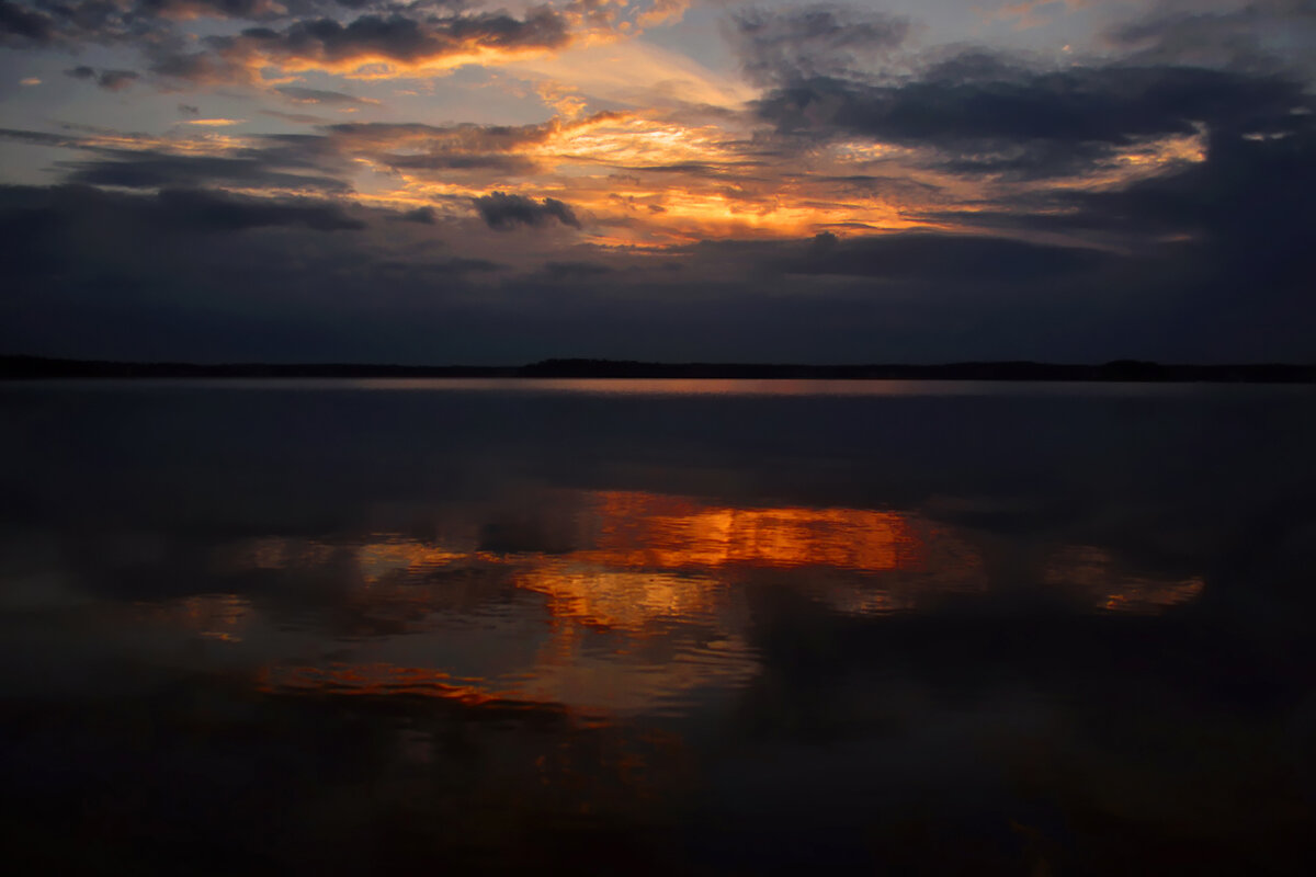 Закат на озере - Регина 