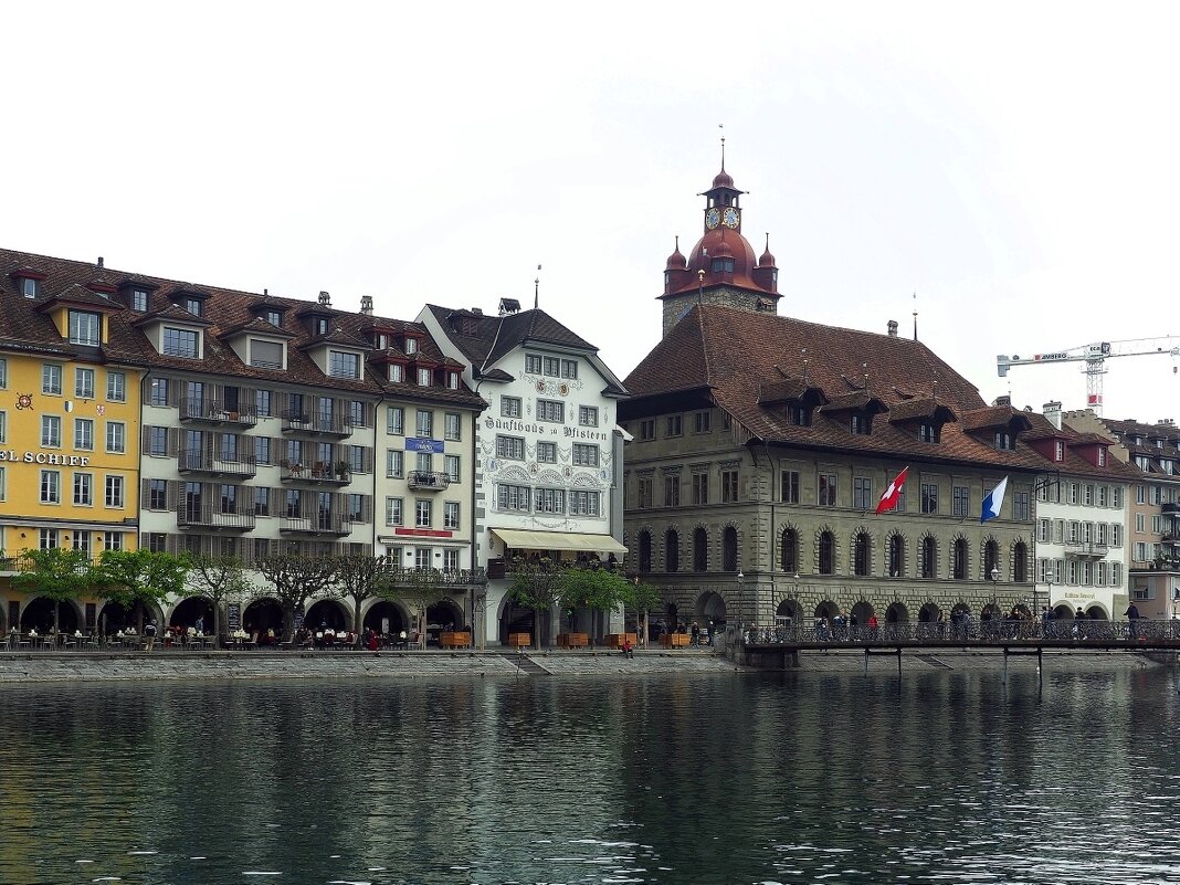 Исторические здания Luzern Люцерн Швейцария - wea *