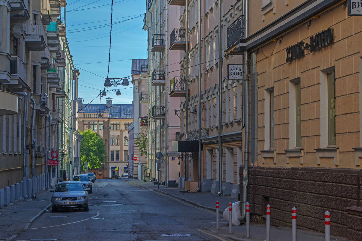 Московский переулок - Владимир Жуков