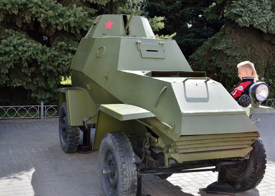 Легкий бронеавтомобиль БА-64 - Александр Стариков