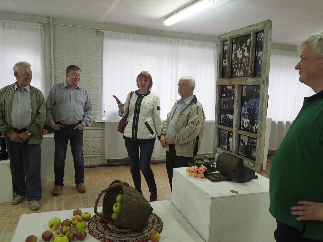 8 сентября в Брянске открылась выставка художника Александра Поддубного - Евгений 