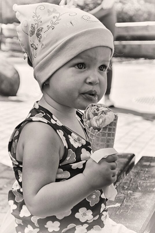 Девочка с мороженым - Регина 