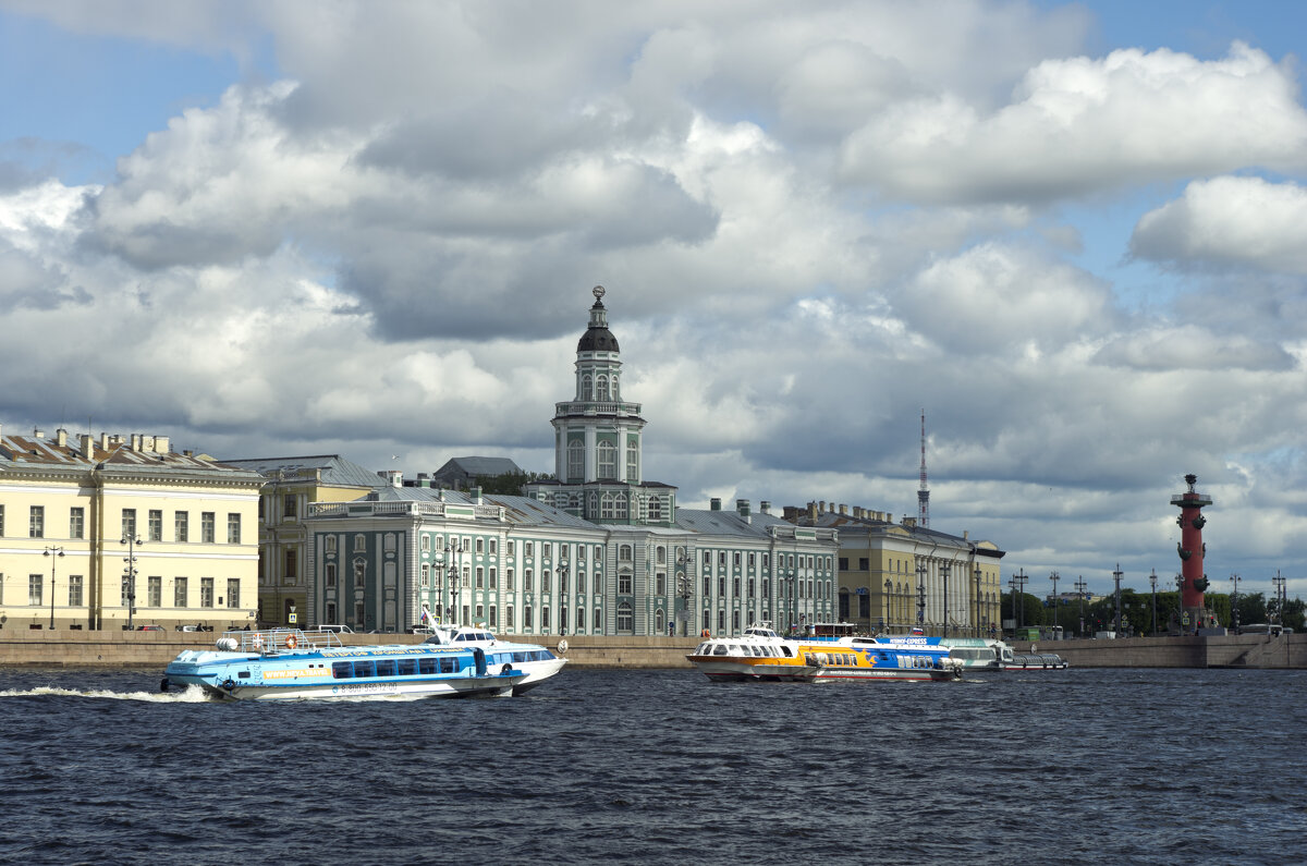 Нева. Санкт-Петербург. Метеор. Восход - Михаил Колесов