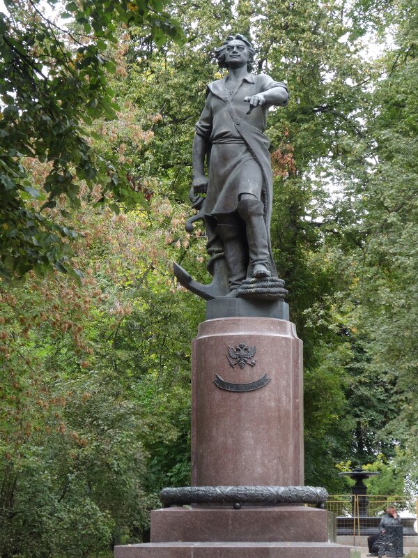 Памятник Петру I на Измайловском острове - Лидия Бусурина
