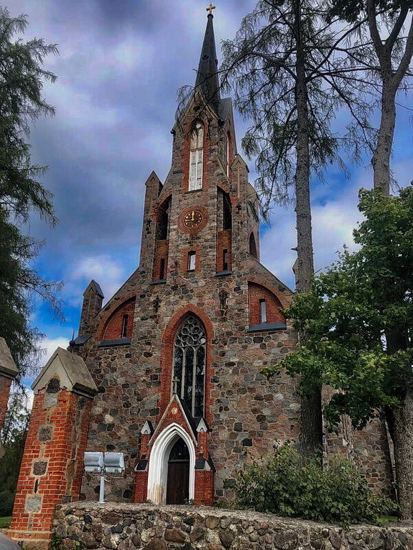 Cesvaine church 170923m - Arturs Ancans