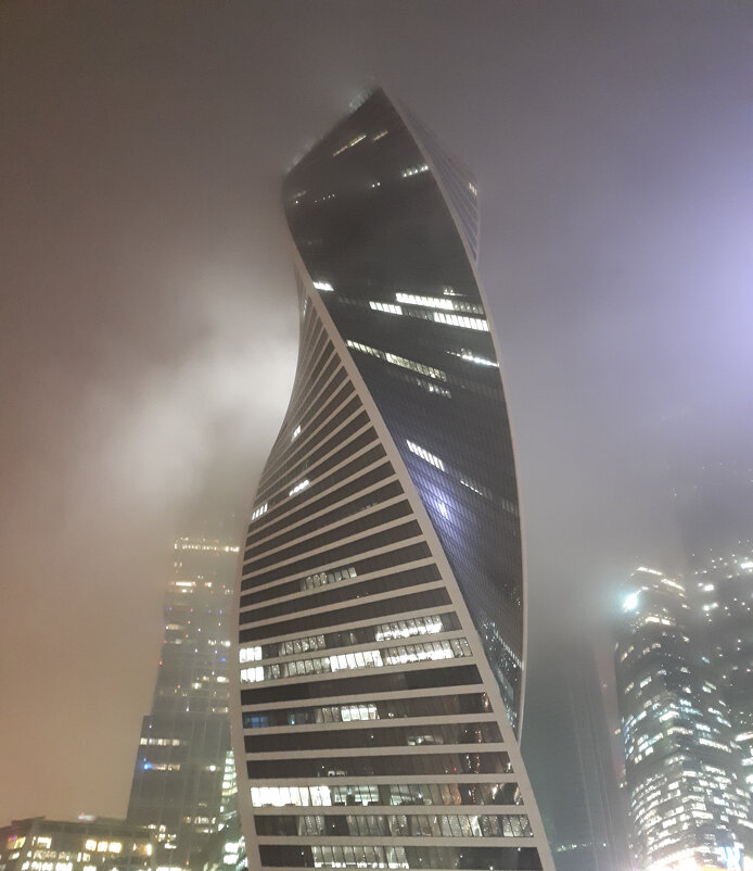В тумане - Дмитрий Петров
