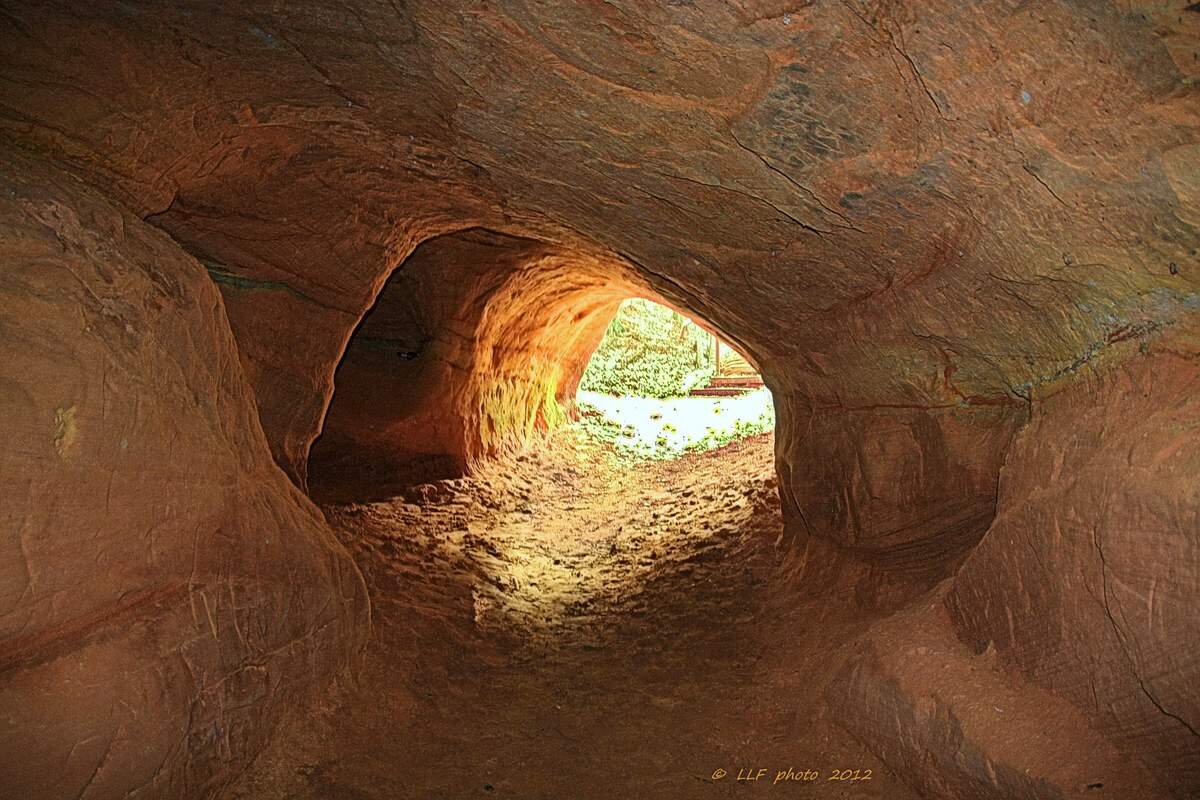 В пещере - Liudmila LLF