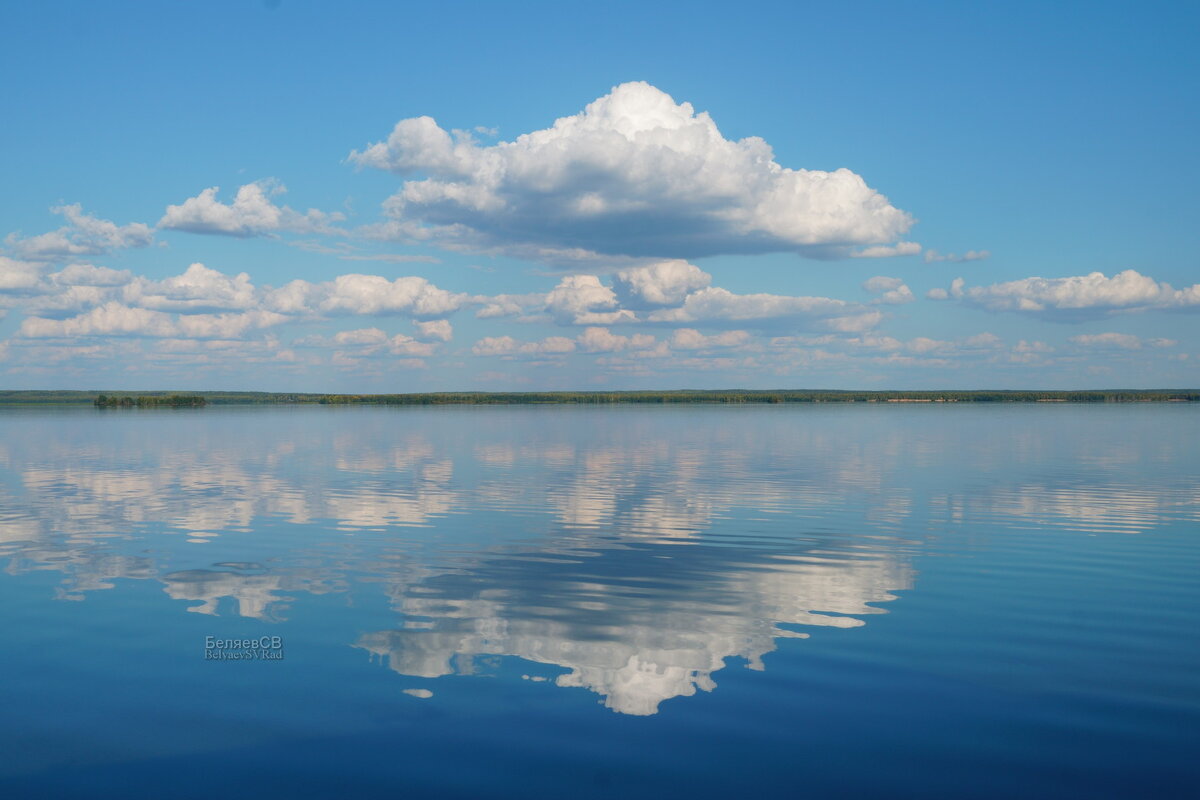 В реку смотрятся облака - Сергей Беляев
