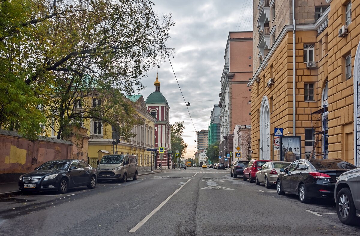 Гончарная улица в Москве - Валерий Иванович