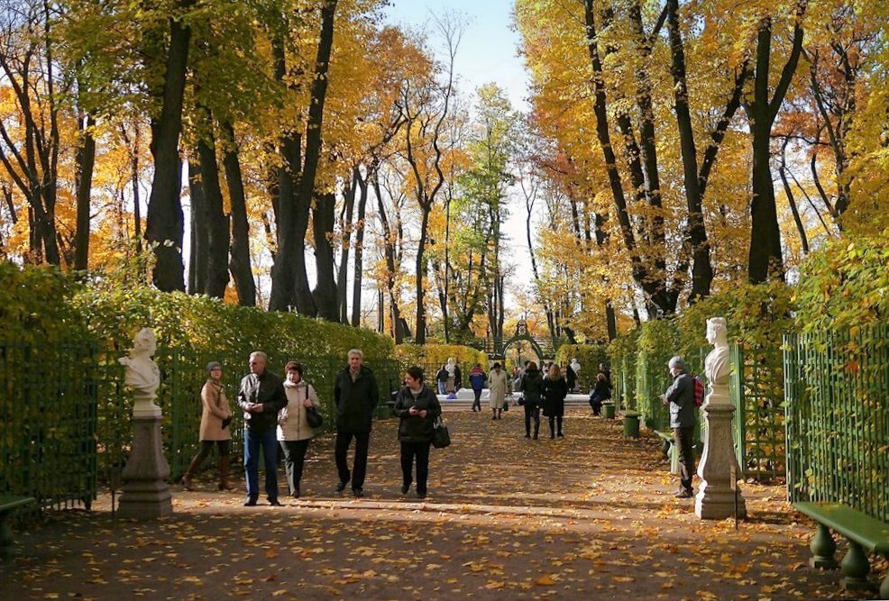 Осень в Летнем саду-2 - Юрий Велицкий