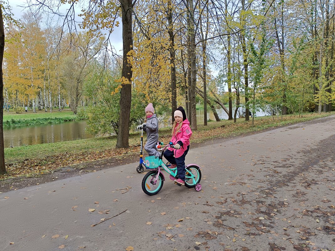 Дети в парке - Мария Васильева
