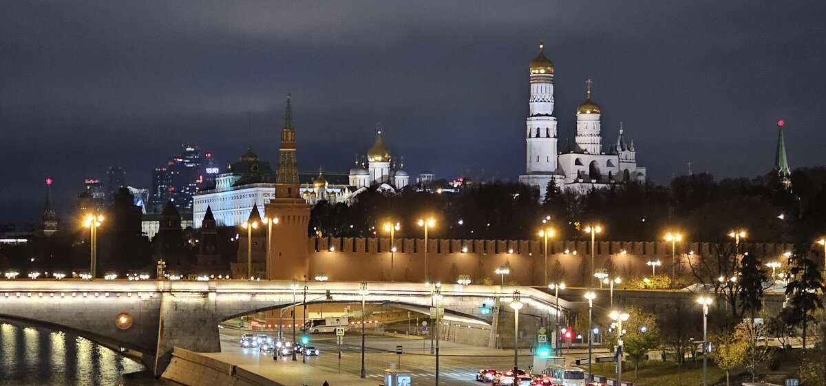 Ночная Москва - <<< Наташа >>>