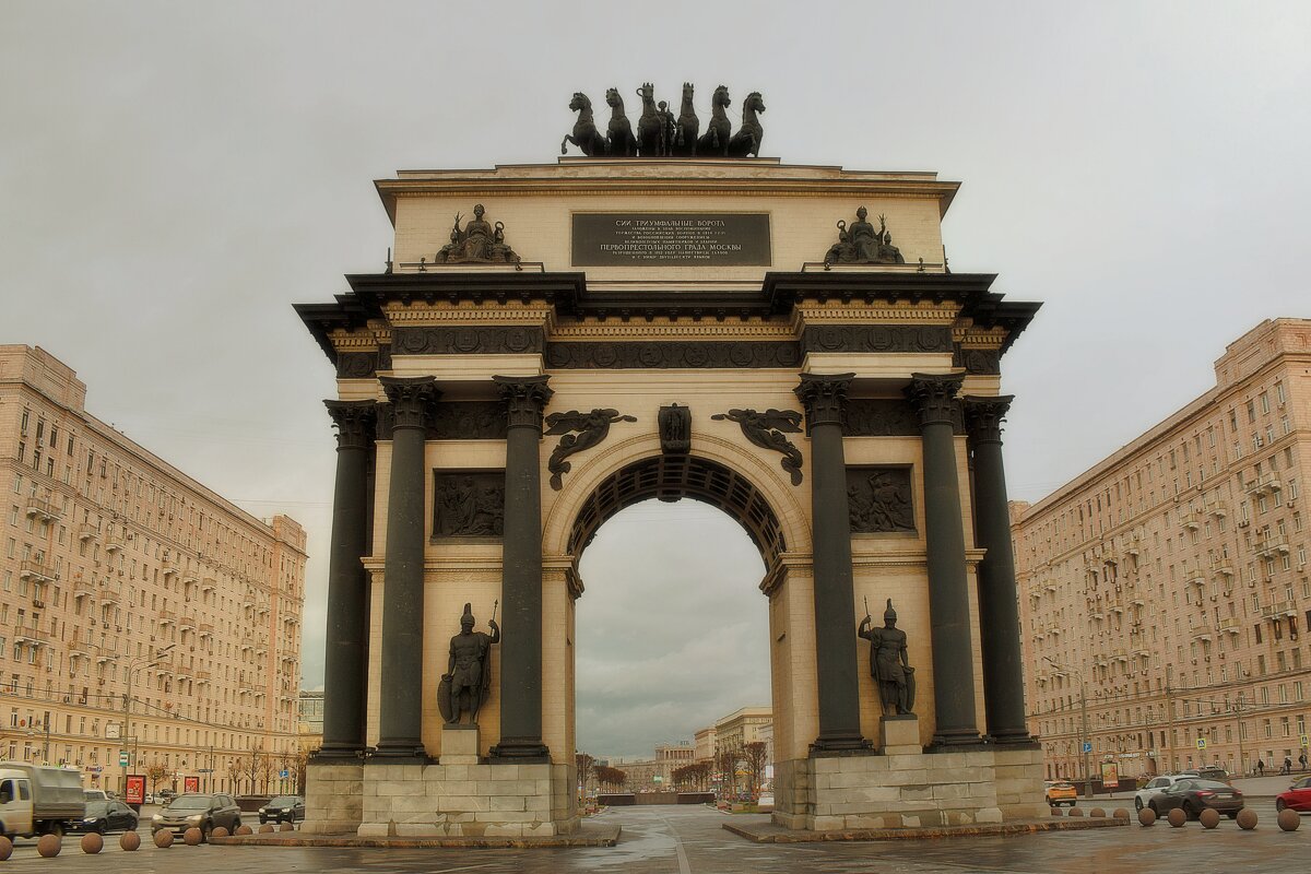 Триумфальная арка — символ русской воинской славы. - Татьяна Помогалова