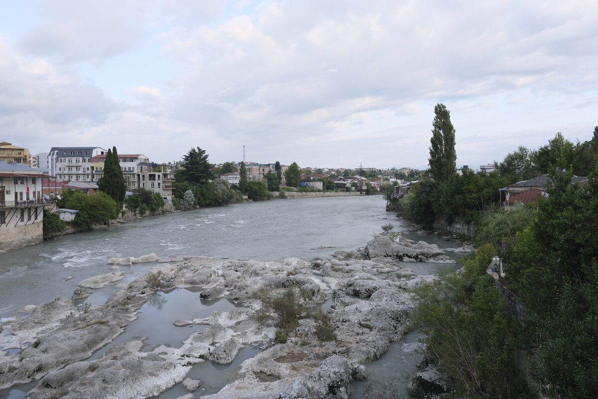Вид на реку в Кутаиси - esadesign Егерев