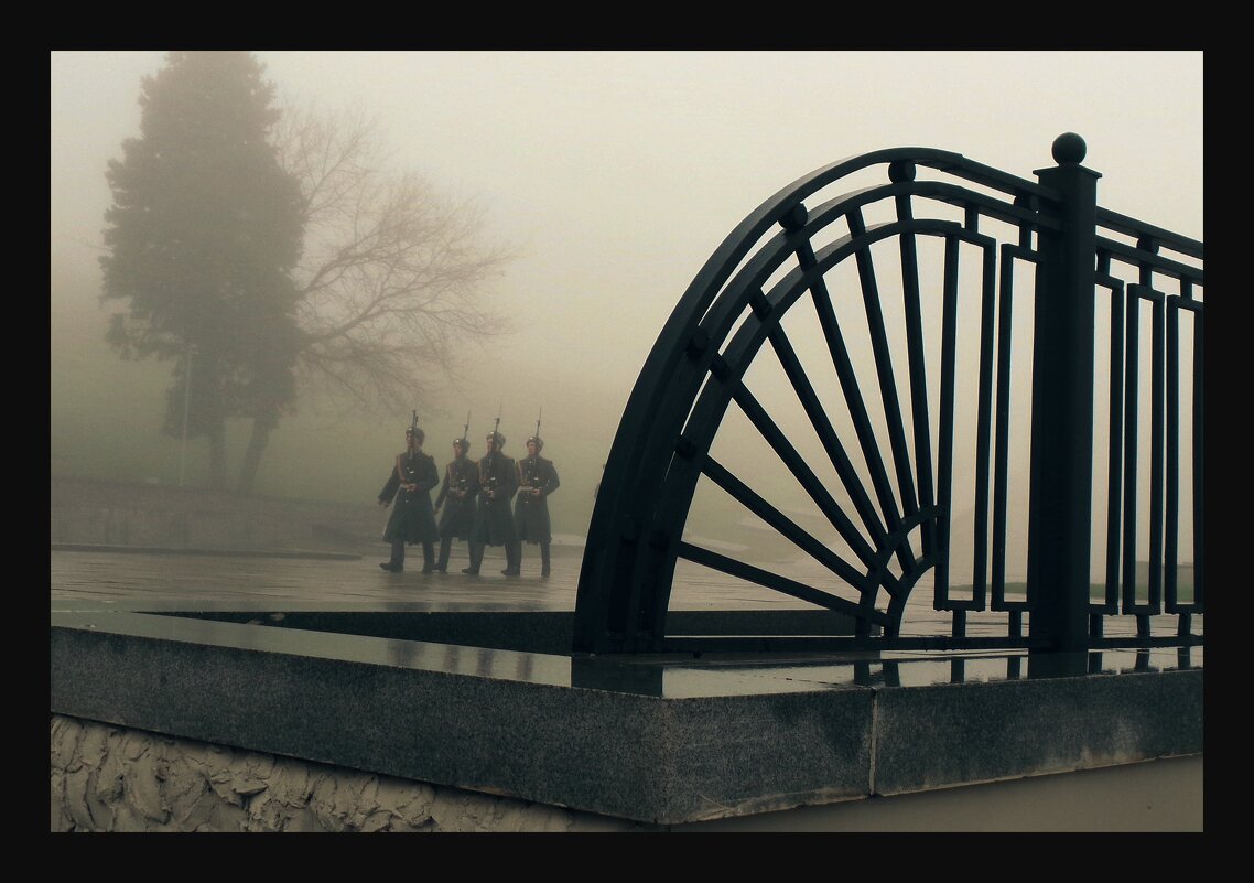 Мамаев курган. Туман. - Юрий ГУКОВЪ