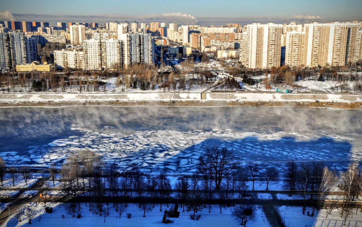 На реке ледоход....) - Анатолий Колосов