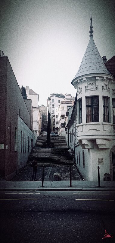Budapešť  ulici - Denis Lipatov
