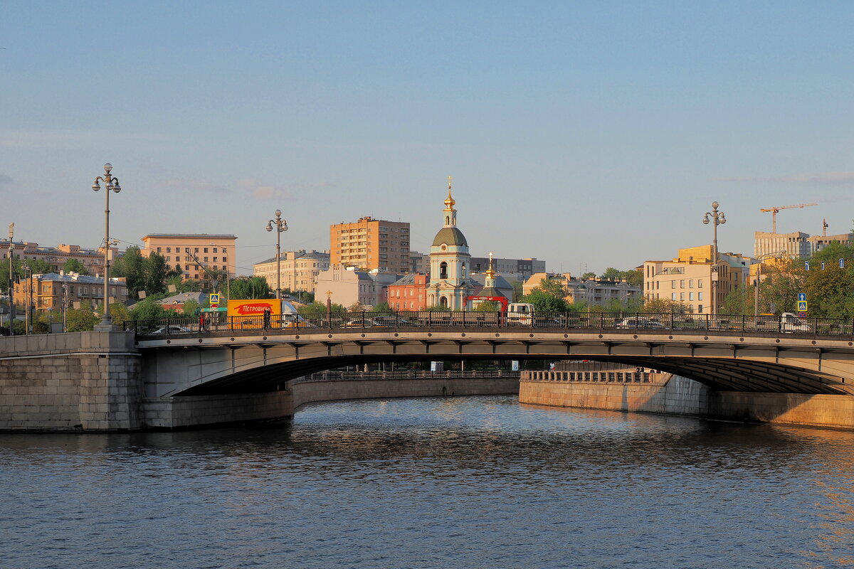 Вечером в Москве. - Евгений Седов