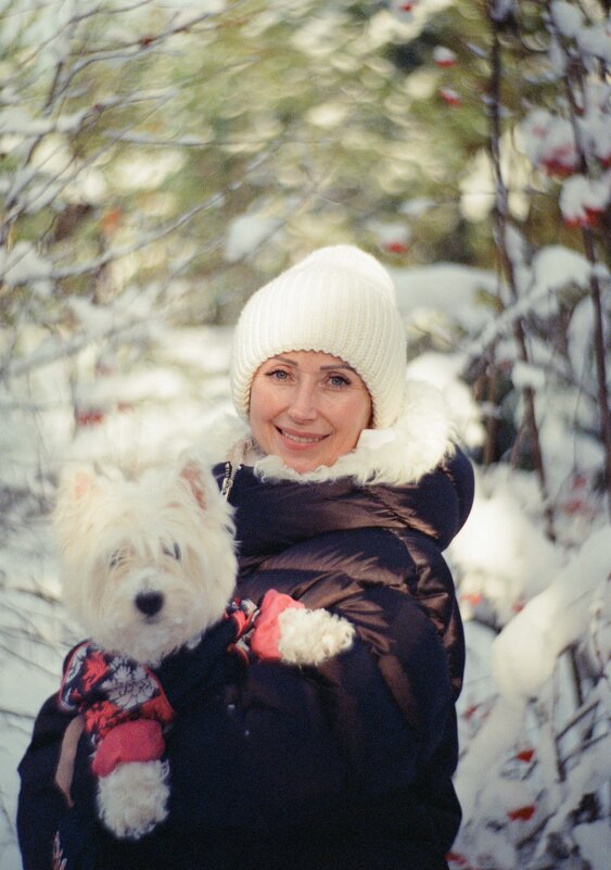 Зимний портрет с собачкой - Евгений Золотаев